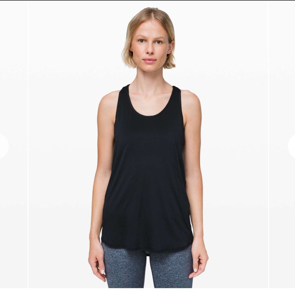 NWOT Lululemon Essential Tank Pleated *Jersey Black